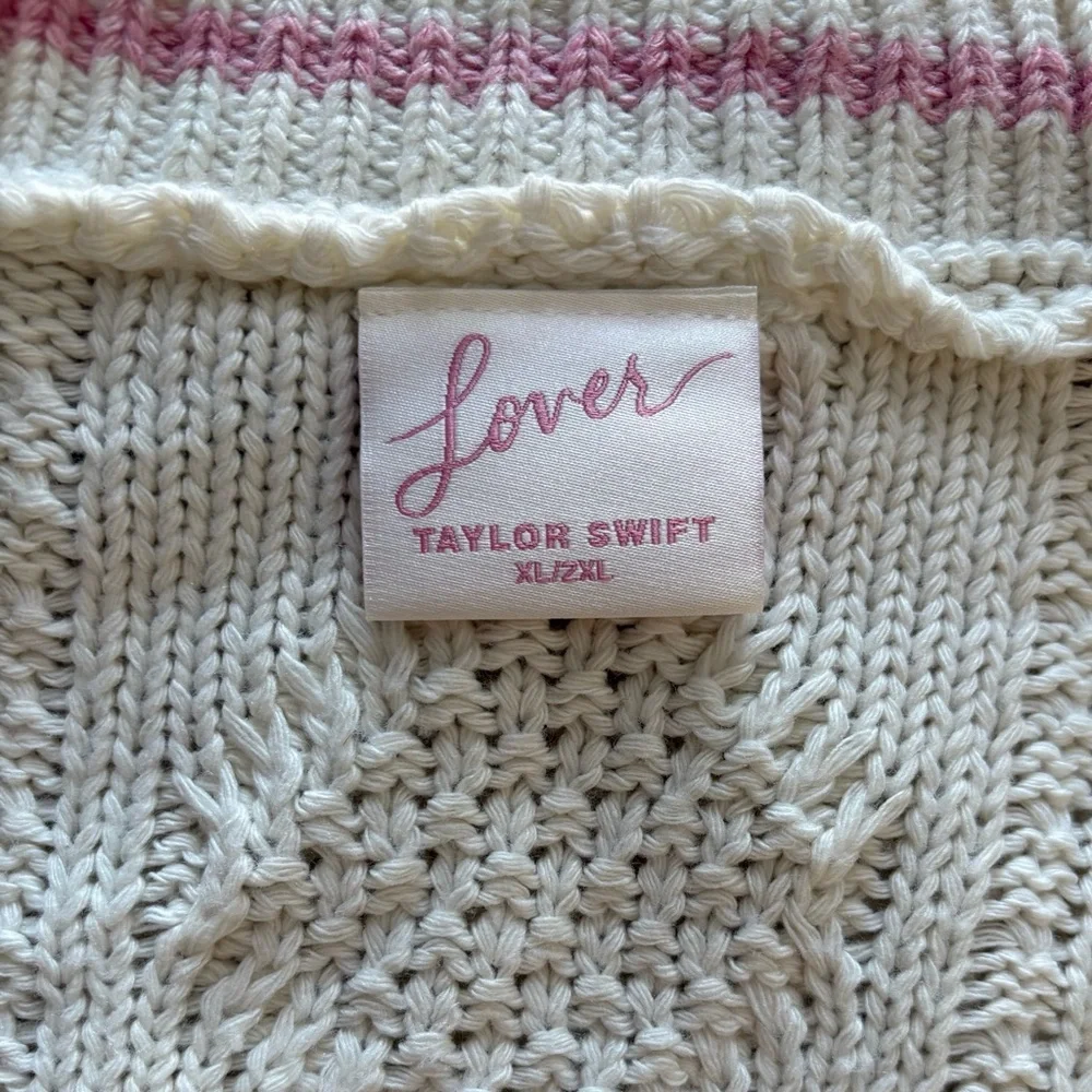 Taylor Swift Lover Cardigan - Picture 3 of 3